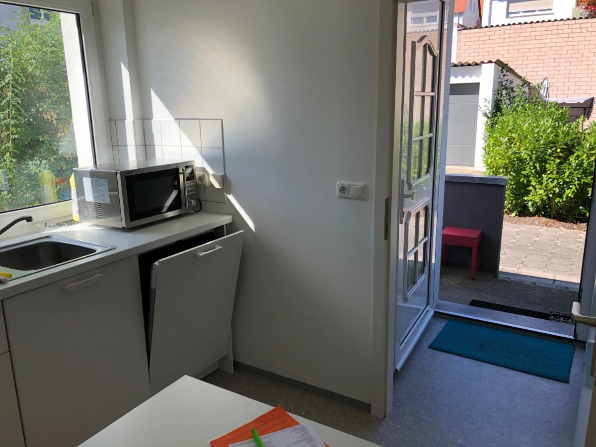 Altstadt Naehe 7 Min Fussweg Ueber Alte Maibruecke Zu Pension Mit Balkon & Garten, Ideal For Long Stay, Relocation オクゼンフルト エクステリア 写真