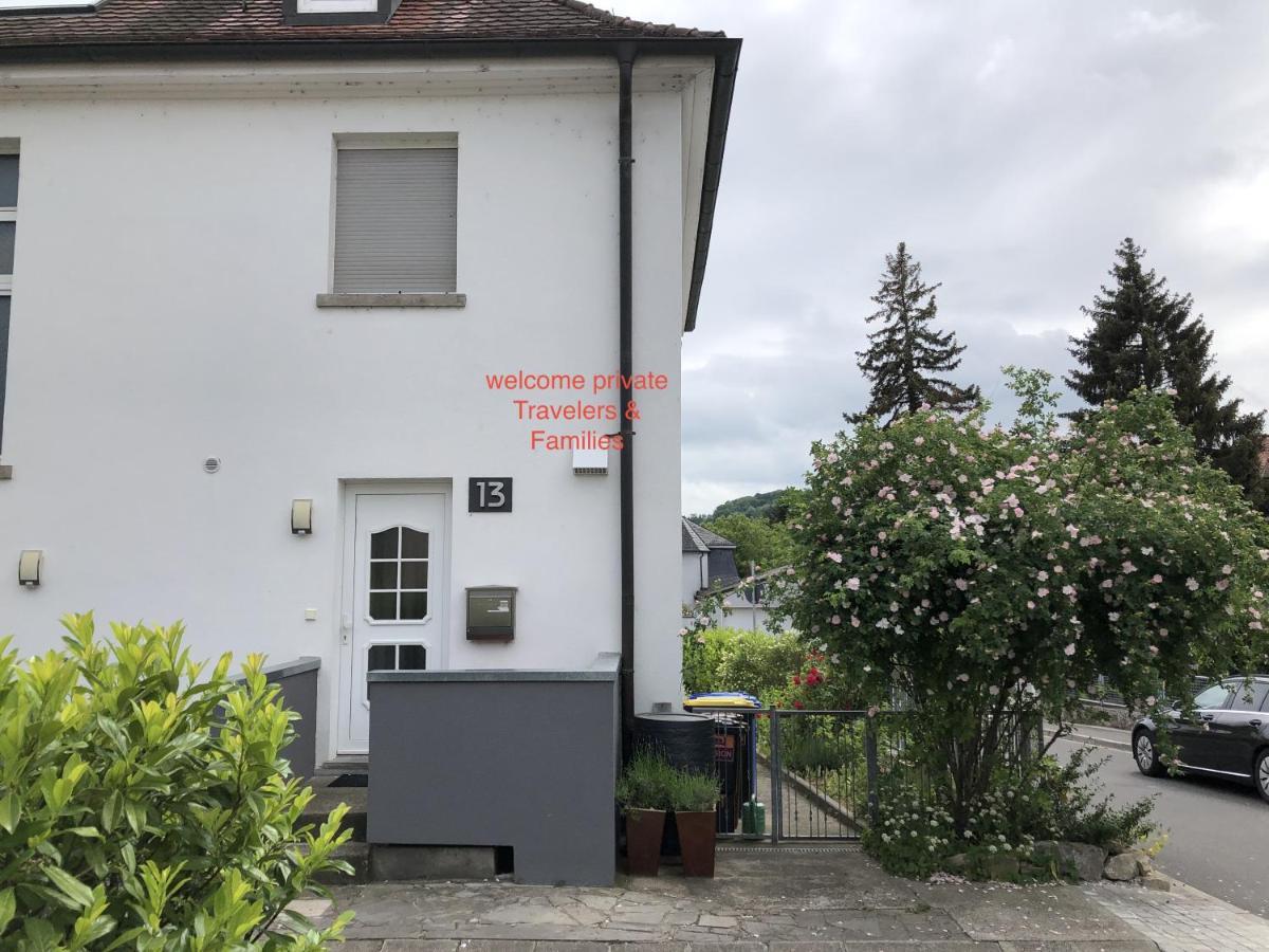 Altstadt Naehe 7 Min Fussweg Ueber Alte Maibruecke Zu Pension Mit Balkon & Garten, Ideal For Long Stay, Relocation オクゼンフルト エクステリア 写真