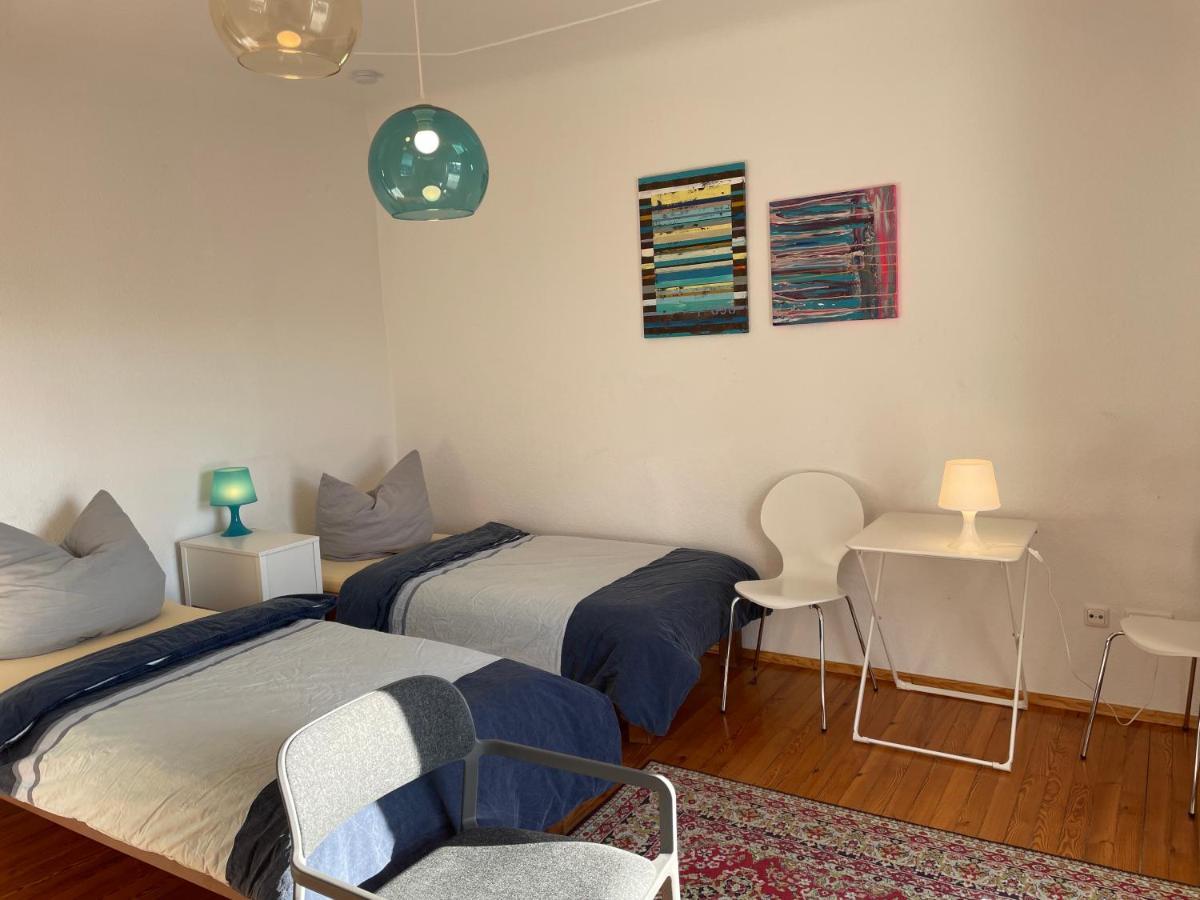 Altstadt Naehe 7 Min Fussweg Ueber Alte Maibruecke Zu Pension Mit Balkon & Garten, Ideal For Long Stay, Relocation オクゼンフルト エクステリア 写真