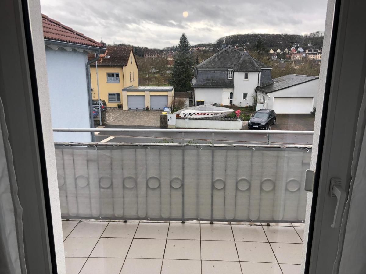 Altstadt Naehe 7 Min Fussweg Ueber Alte Maibruecke Zu Pension Mit Balkon & Garten, Ideal For Long Stay, Relocation オクゼンフルト エクステリア 写真